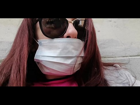 ❤️ Nicoletta analipiza kisasi kwa jirani yake na kukojoa kwenye karakana yake (Karantini Maalum ya Covid19 ya Italia) Fucking ❌
